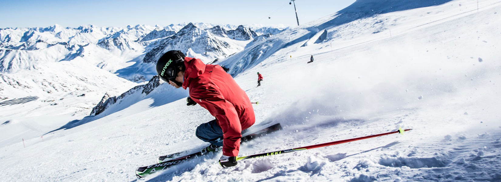 3_Skifahren-am-Pitztaler-Gletscher-_TVB-Pitztal_Daniel-Zangerl_